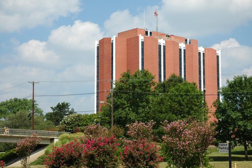 Elizabeth Hall, Murray State