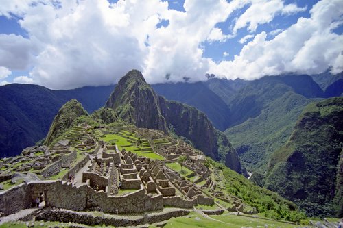 machu picchu pictures. temples in Machu Picchu.