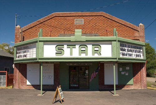 Old Star Theater in Bly,