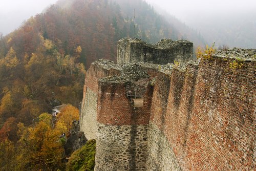 view-from-poenari-castle-roml154.jpg