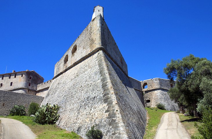 Bastion Saint-André (Musée d'Archéologie)