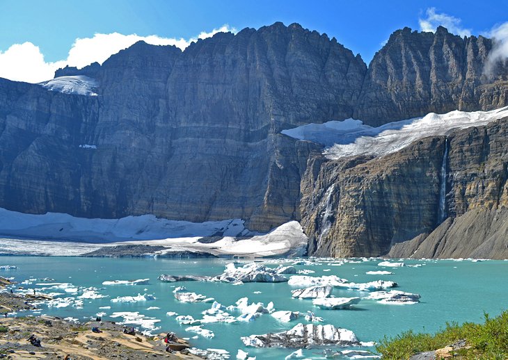 Grinnell Glacier hike from Many Glacier Campground