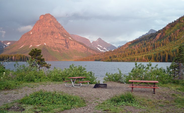 Picnic area at Two Medicine Campground
