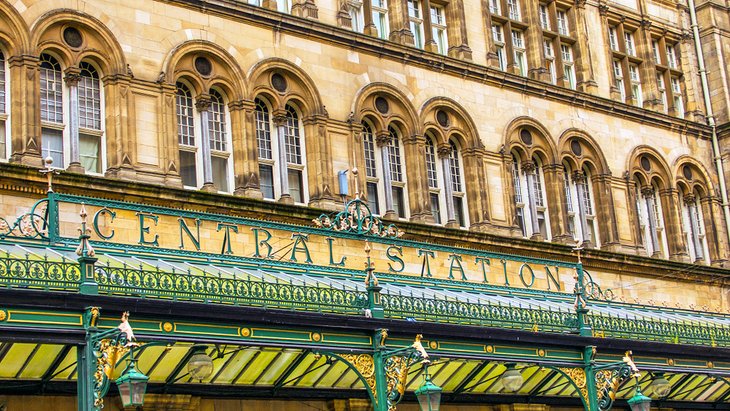 Façade at Glasgow Central Station