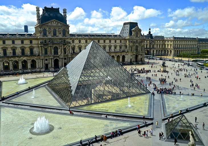 Louvre Museum Architecture