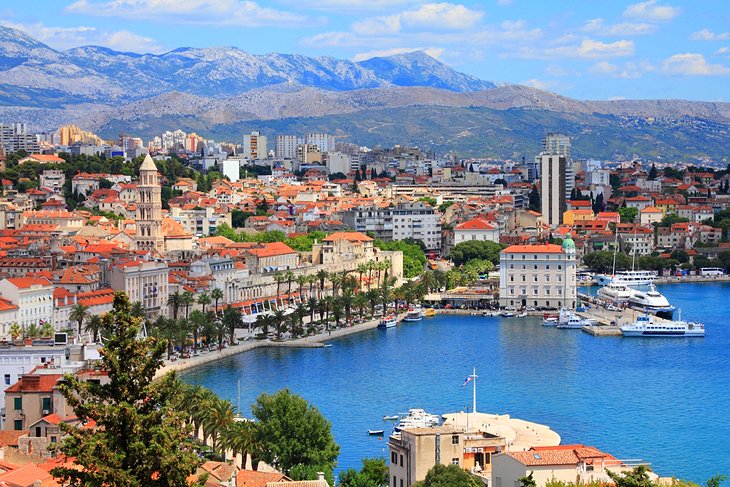 12 Best Beaches in Split, Croatia