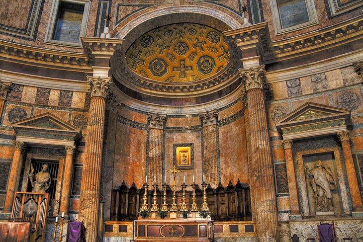 pantheon rome interior