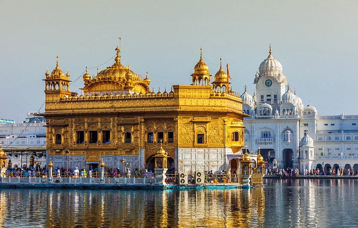 five places to visit in india