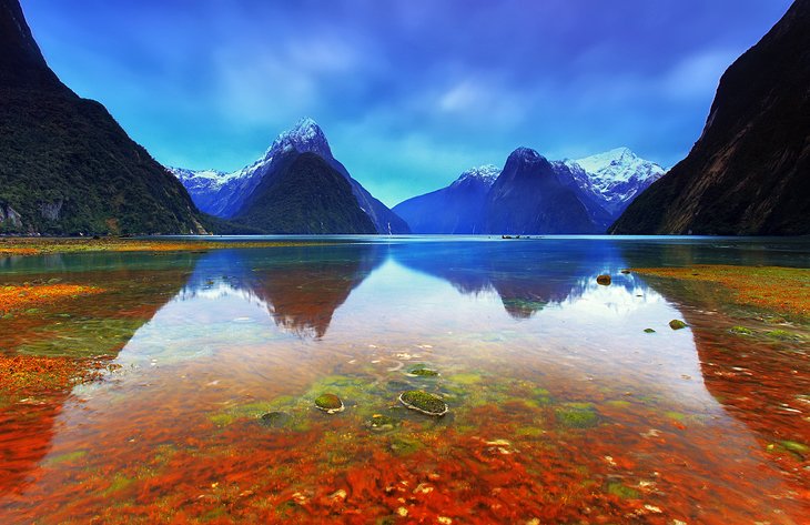 famous tourist spots in new zealand