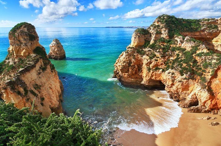 Top Tourists Attractions in Portimao & Easy Day Trips | PlanetWare