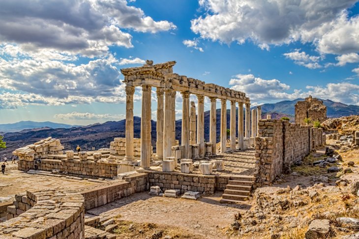 Top 10 Places to Visit in Turkey - Adventure Activities and Historical Sites