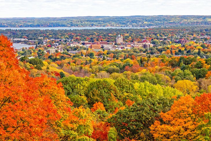 12 Top Rated Weekend Getaways In Michigan Planetware