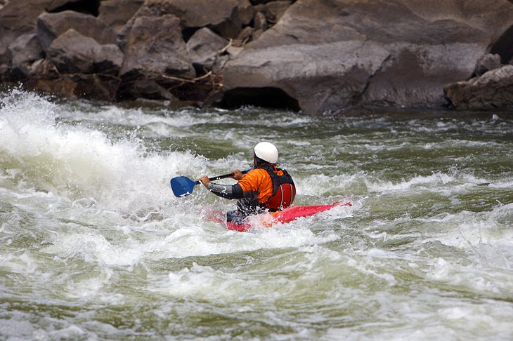 6 Best White Water Rafting Rivers in West Virginia