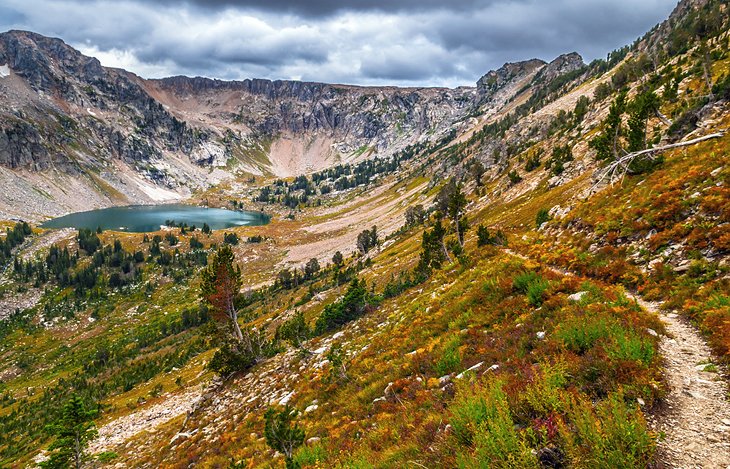 string lake to the paintbrush divide