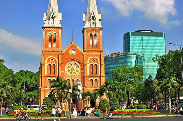 sightseeing tour ho chi minh