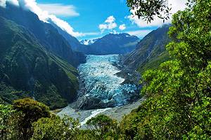 12 Top-Rated Tourist Attractions in New Zealand | PlanetWare