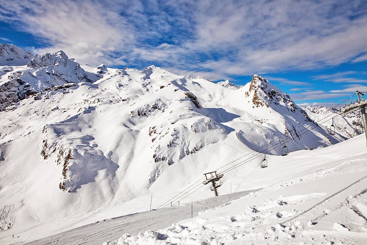 Extreme Steep Skiing in the French Alps • Ultimate France