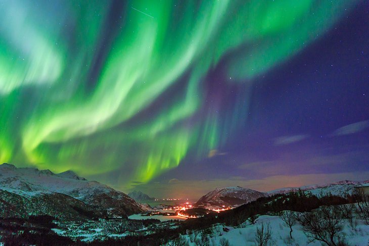 [Obrazek: seven-natural-wonders-of-the-world-northern-lights.jpg]