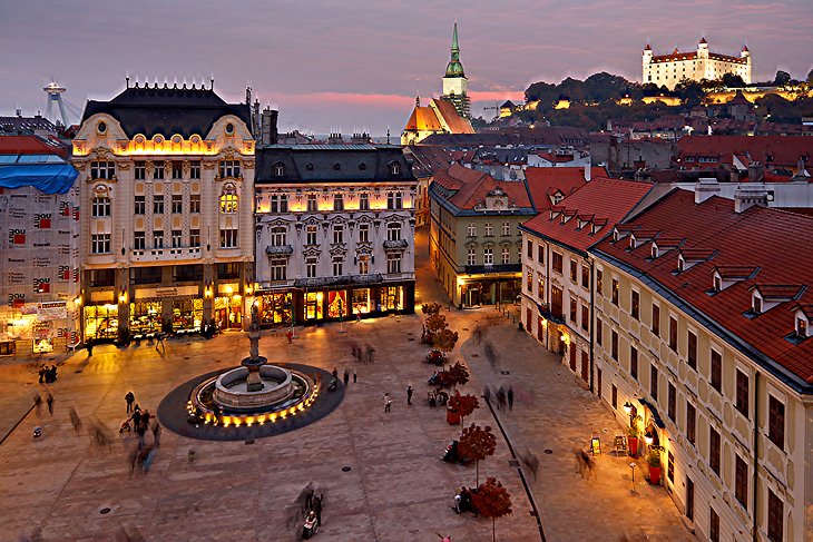 Hviezdoslav Square at dusk