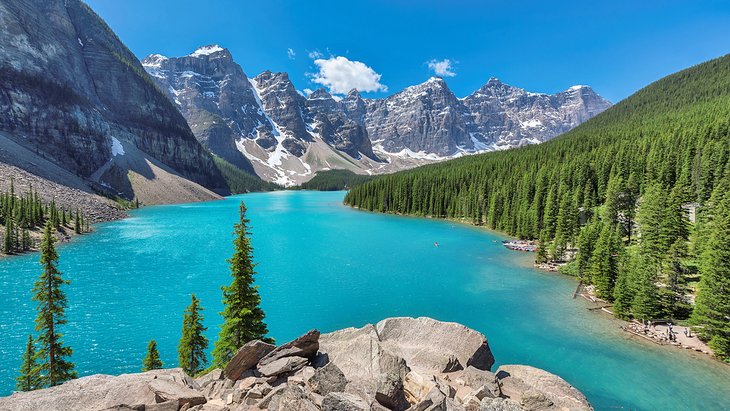 14 Best Lakes in Canada | PlanetWare