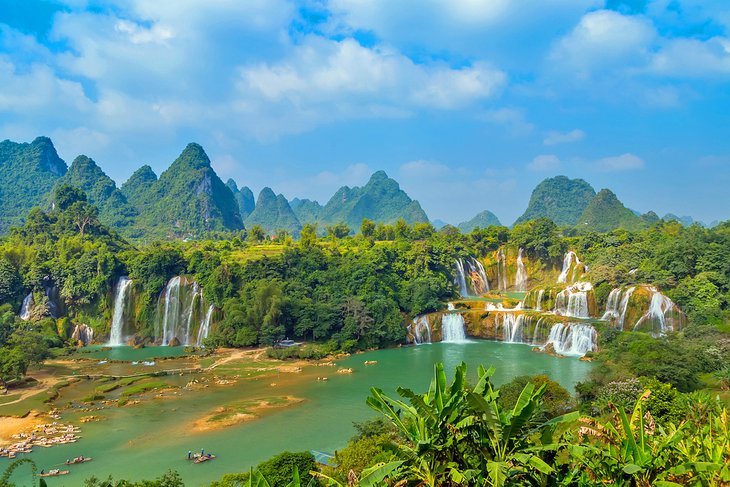 22 Most Beautiful Waterfalls in the World | PlanetWare