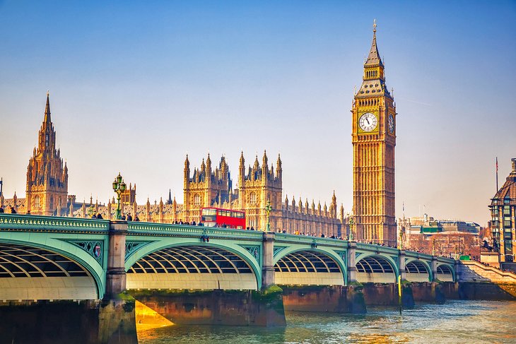 cities to visit close to london