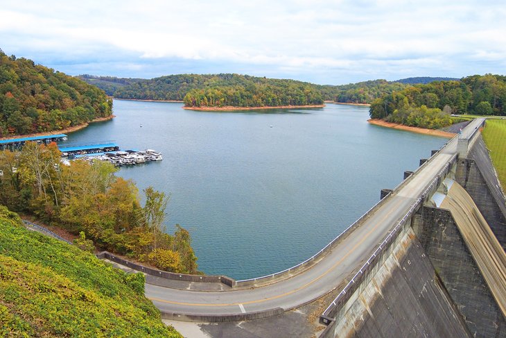 14 Best Lakes In Tennessee Planetware