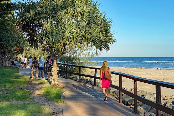 Top-Rated Tourist Attractions on Sunshine Coast, Australia | PlanetWare