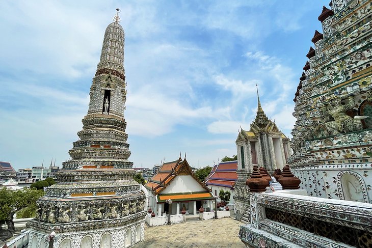Top 10 Places to Visit in Bangkok