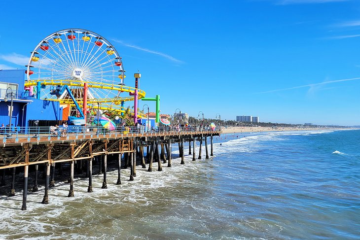 famous places in los angeles to visit