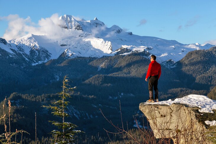 How to Prepare for a Hike (Winter & Summer) - Best Hikes BC