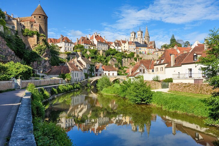 burgundy france tourist attractions