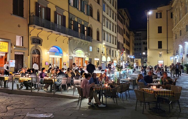 Dining across from the Palazzo Vecchio in Florence