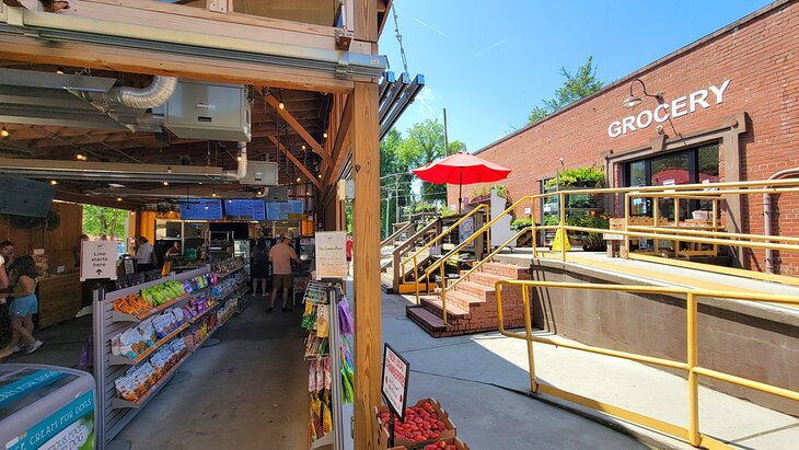 Swamp Rabbit Café and Grocery
