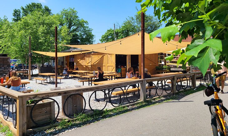 Outdoor seating at the Swamp Rabbit Café and Grocery