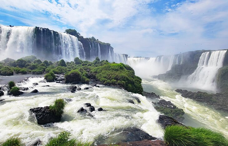 View from the main viewing platform on the Brazil side of Iguaçu Falls